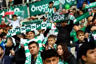 Bursa Büyükşehir Belediyesi 300 Çocuğu Bursaspor Maçında Ağırladı