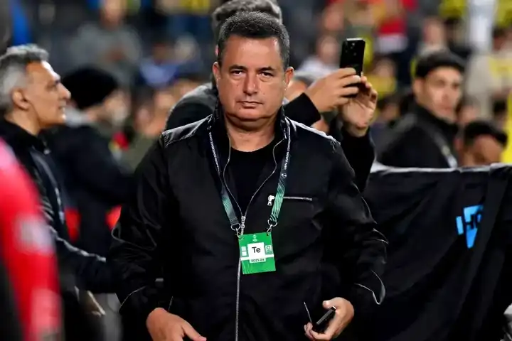 Acun Ilıcalı: Galatasaray İtiliyor!