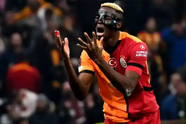 Osimhen için Avrupa Devleri Yarışıyor!