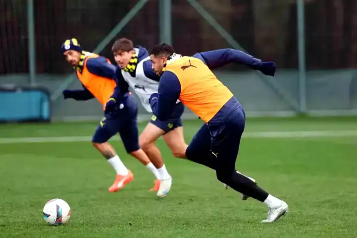 Fenerbahçe, Adana Demirspor Maçına Hazır!