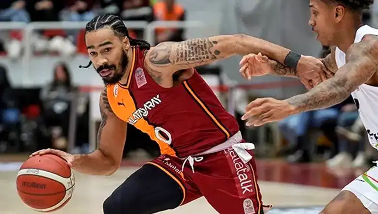 Livingston'da Kısmi Bağ Yırtığı!