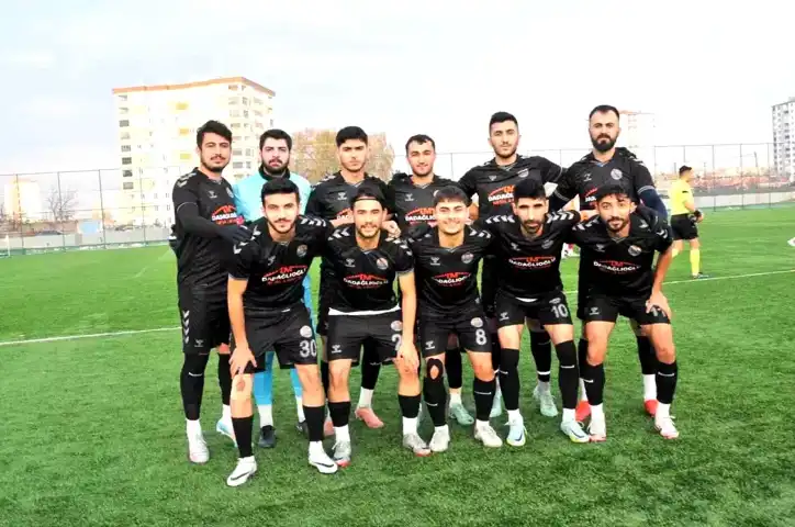 Esen Metal, Rakibini 9-0 Yendi!