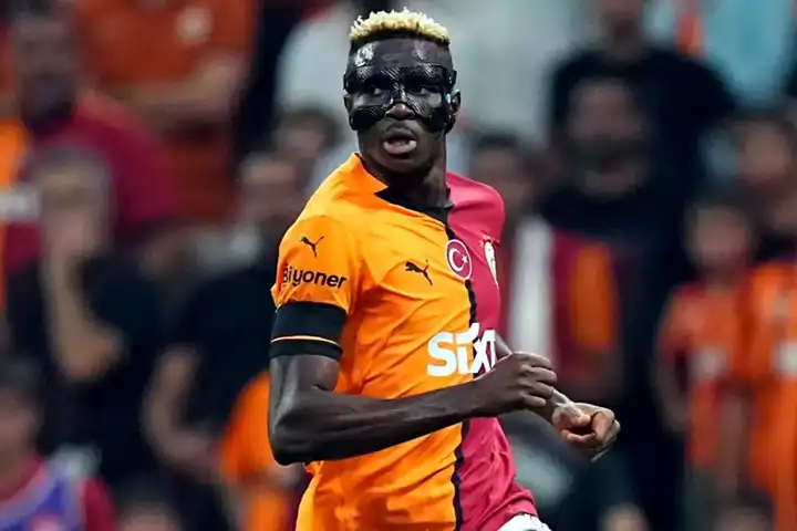 Osimhen: Manchester United'a mı gidiyor?